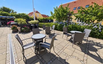 Tofteg&aring;rden Guesthouse