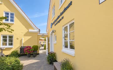 Tofteg&aring;rden Guesthouse